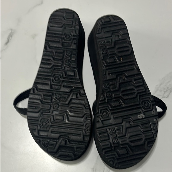 Teva Women's Black Sandals - Picture 5 of 5
